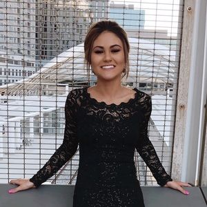 Meet your Posher, Chloe